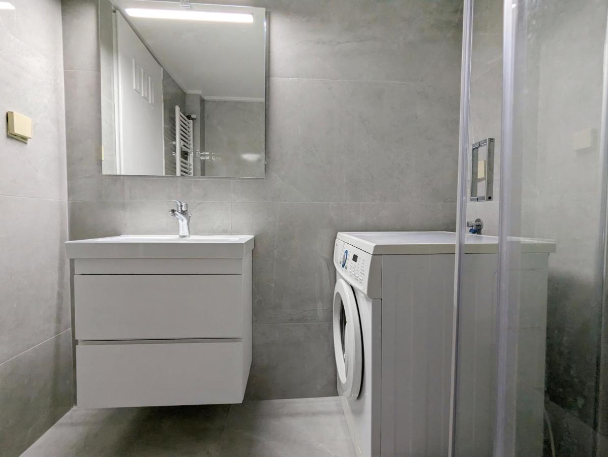 Victroria Grand Palace Apartment Atenas Exterior foto