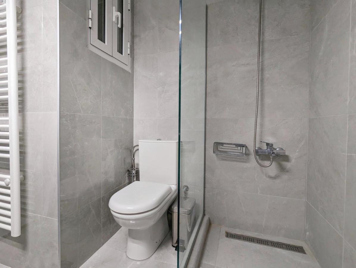 Victroria Grand Palace Apartment Atenas Exterior foto