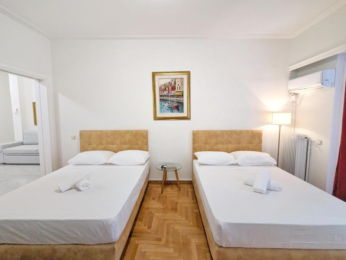 Victroria Grand Palace Apartment Atenas Exterior foto