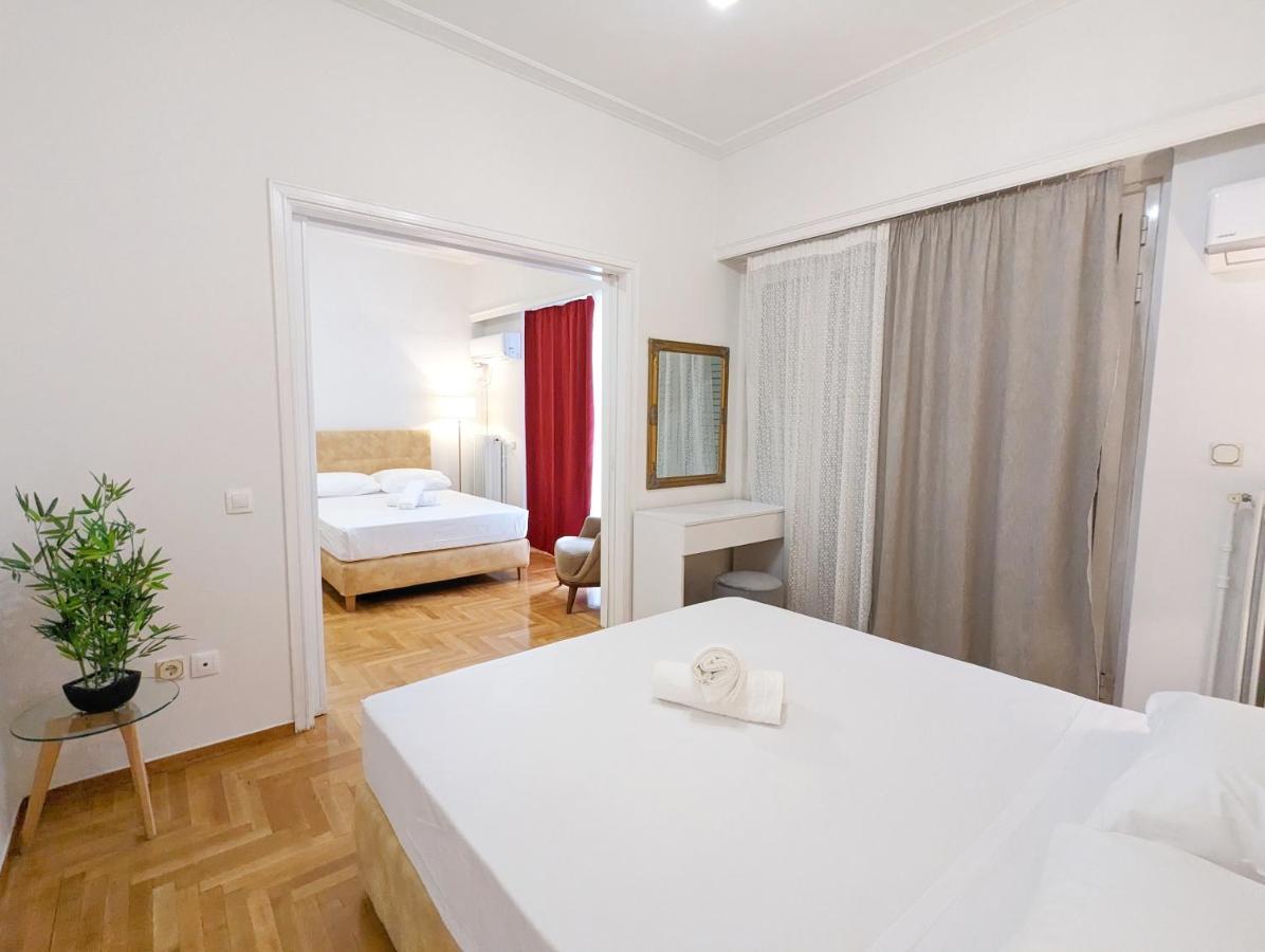 Victroria Grand Palace Apartment Atenas Exterior foto